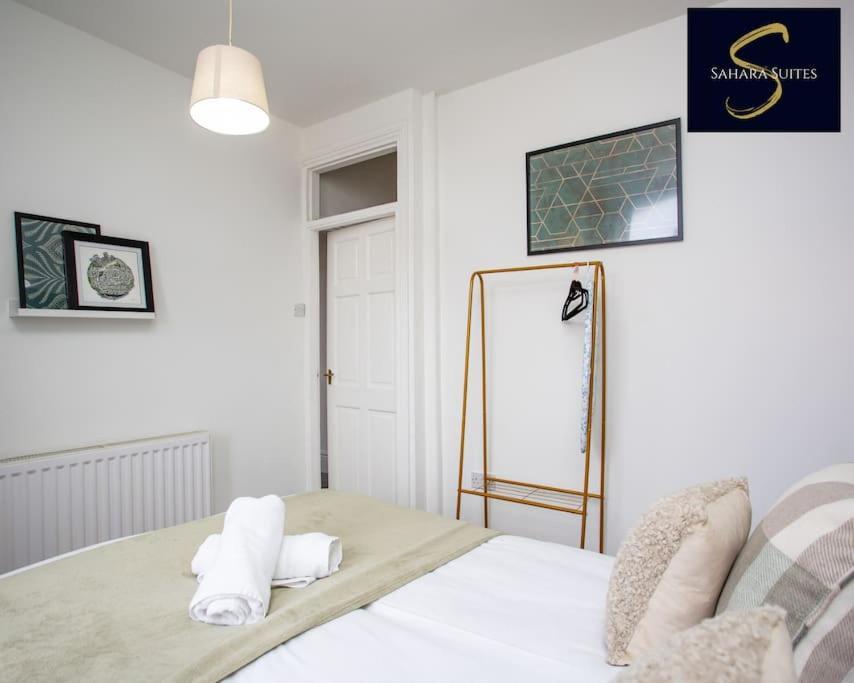 Cosy Business Haven - 3 Bed Newcastle City - Free Parking Esterno foto