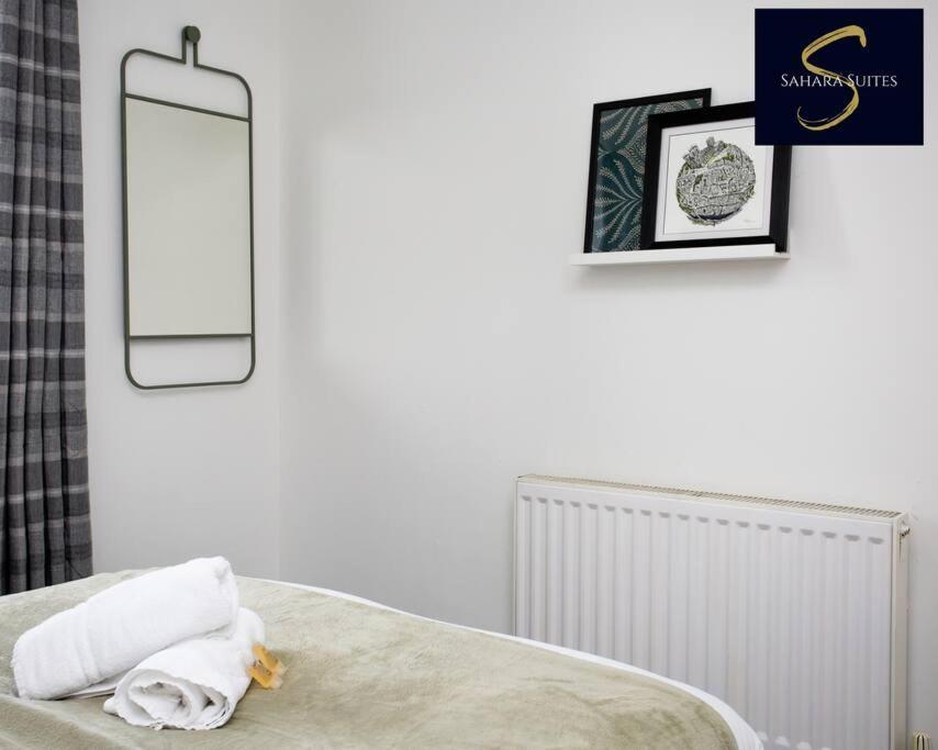 Cosy Business Haven - 3 Bed Newcastle City - Free Parking Esterno foto