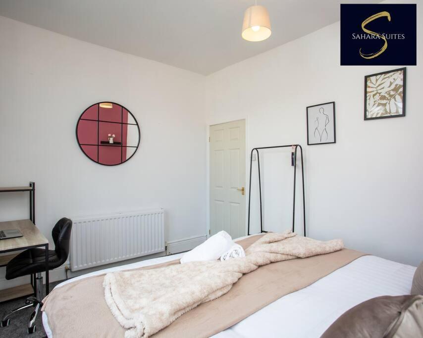 Cosy Business Haven - 3 Bed Newcastle City - Free Parking Esterno foto