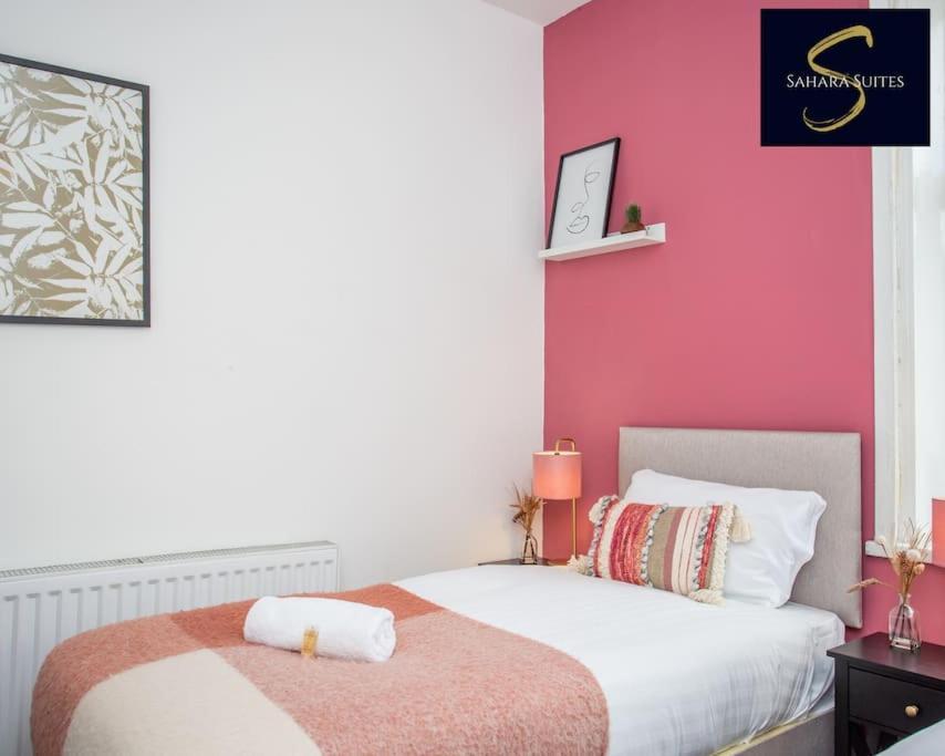 Cosy Business Haven - 3 Bed Newcastle City - Free Parking Esterno foto